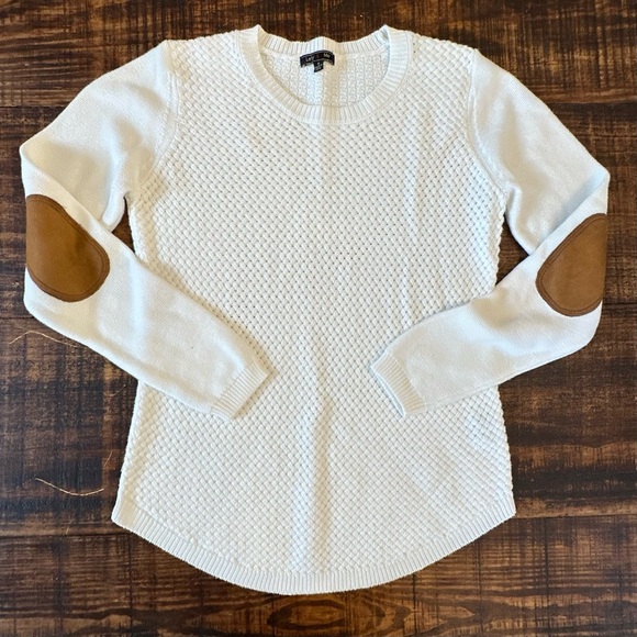 Lety & Me Josey Elbow Patch Sweater- EUC - Picture 2 of 10